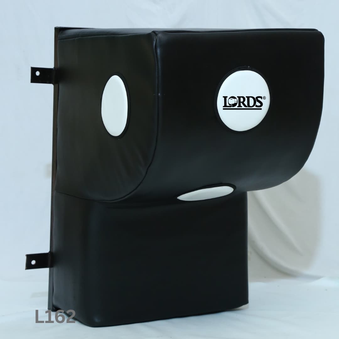 L-162 Leather Boxing Wall Pad